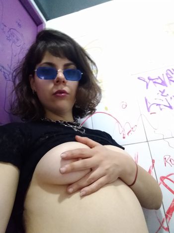 nude marialurex showing student selfie