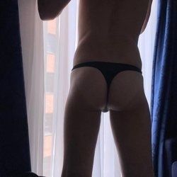 nude markscocks1 showing gay selfie