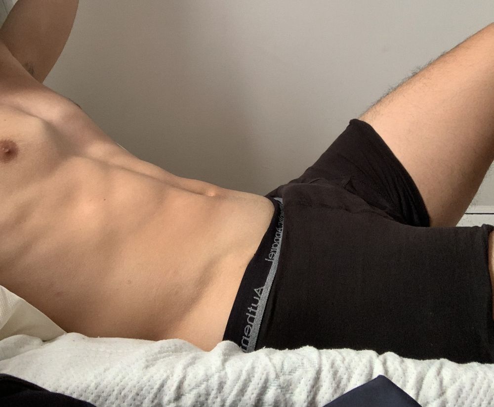 mattthetwinkvip OnlyFans showing big ass