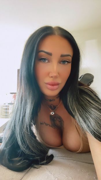 nude maya_hood recording latina selfie