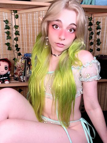 nude mayvisalyce posting streamer selfie