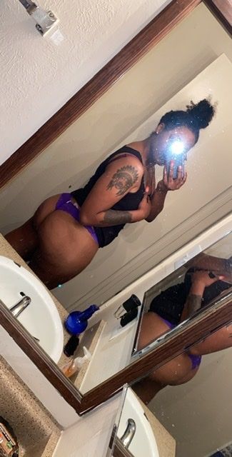 nude melaninmamas latina