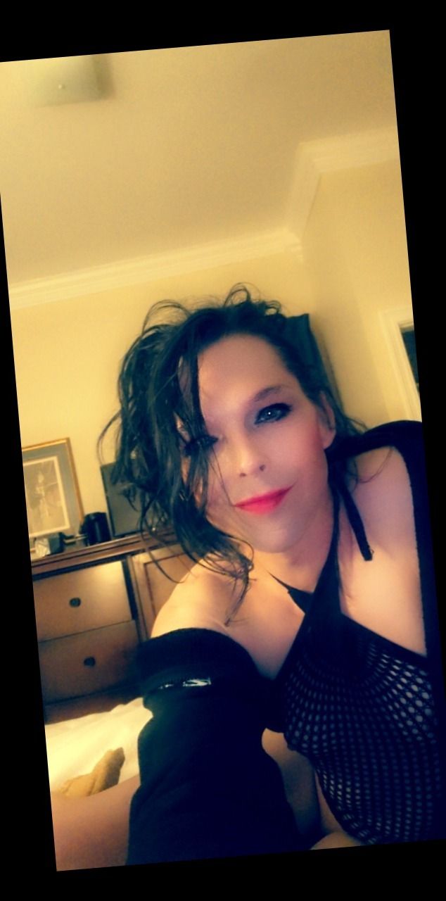 melodylayne1978 OnlyFans doing latina