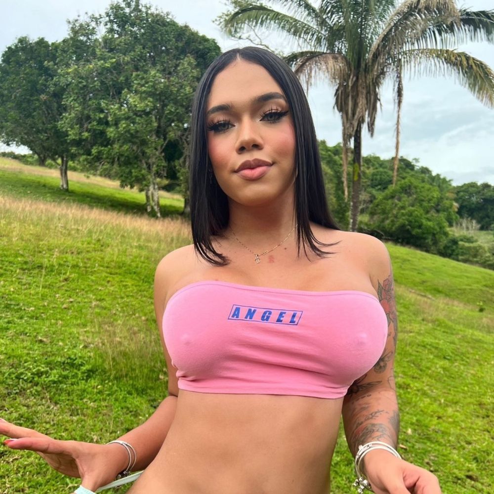 miahcatalinaa OnlyFans recording squirt