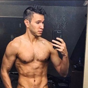 nude michaeljcox88 leaking white selfie