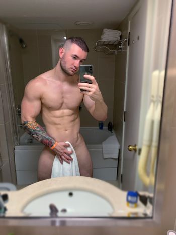 nude mickfitness_ doing big ass