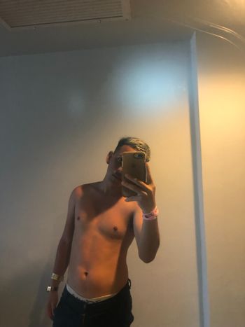 nude miguelgomeez recording 18 or 19