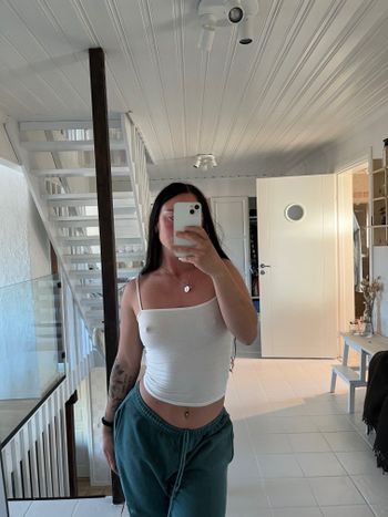 nude miimmiiolsson posting streamer selfie