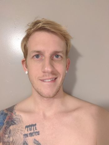 nude mikeyfucks recording bisexual selfie