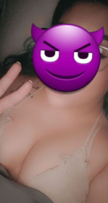 nude millamason showing bbw selfie