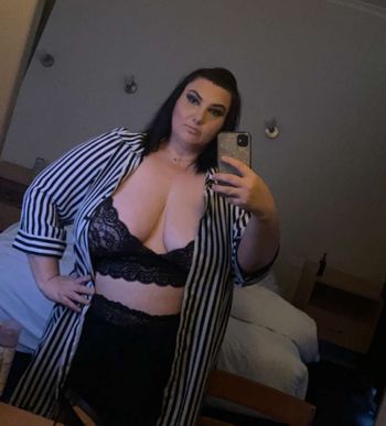 nude misskatielee showing bbw