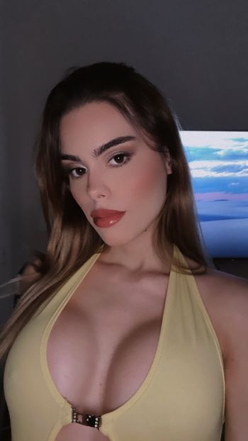 nude missvalentinaa.m posting latina