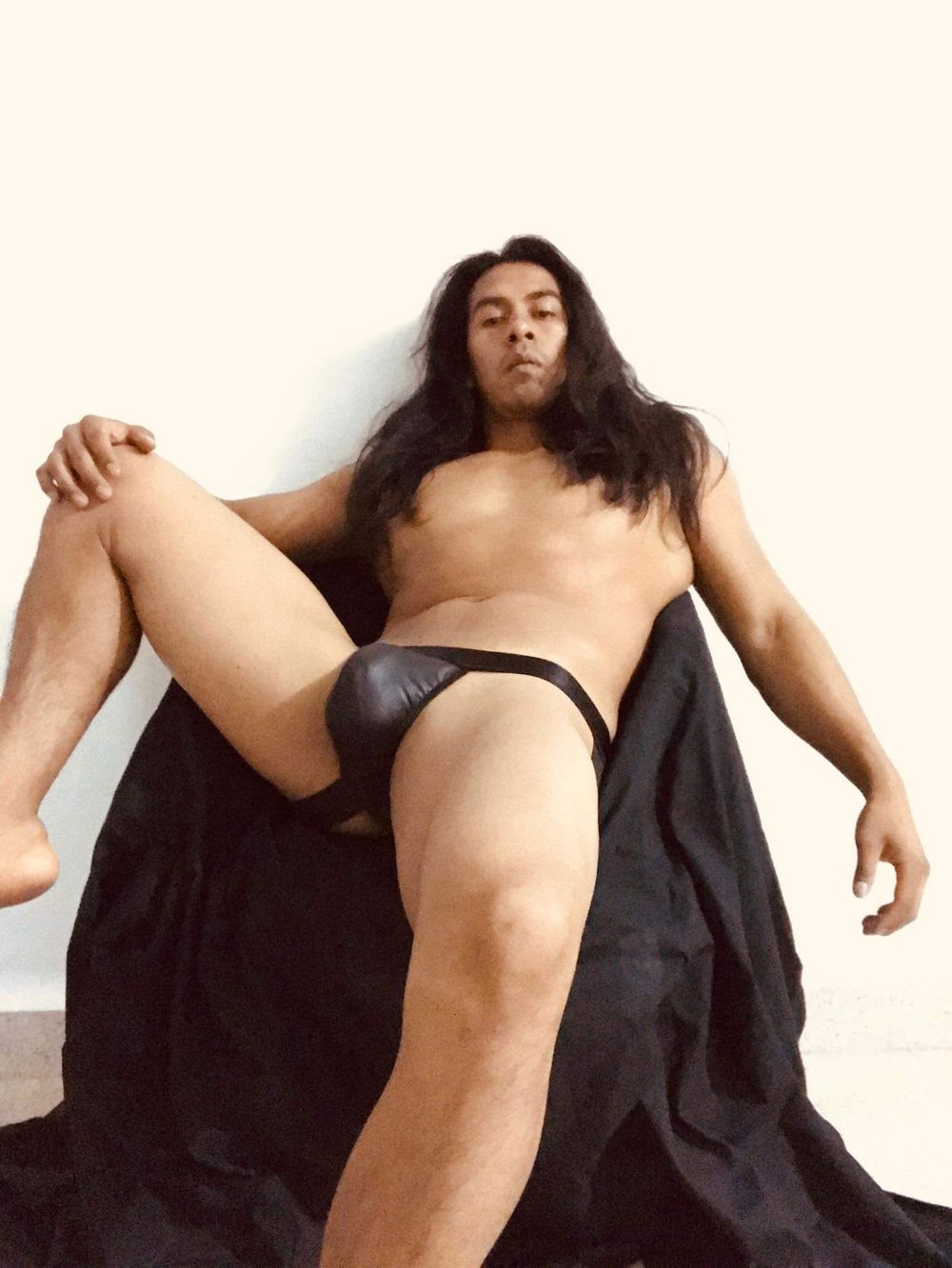 mistersxyboy OnlyFans showing dancing