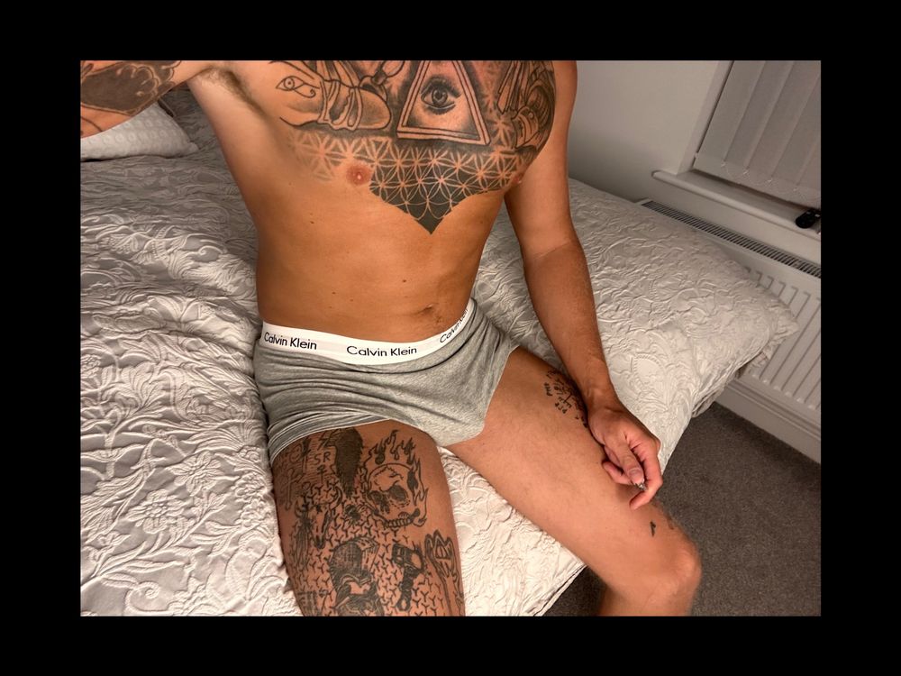 mjuk99_official OnlyFans posting custom content