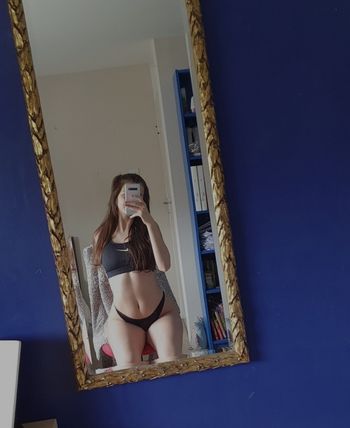 nude monika_xo custom content