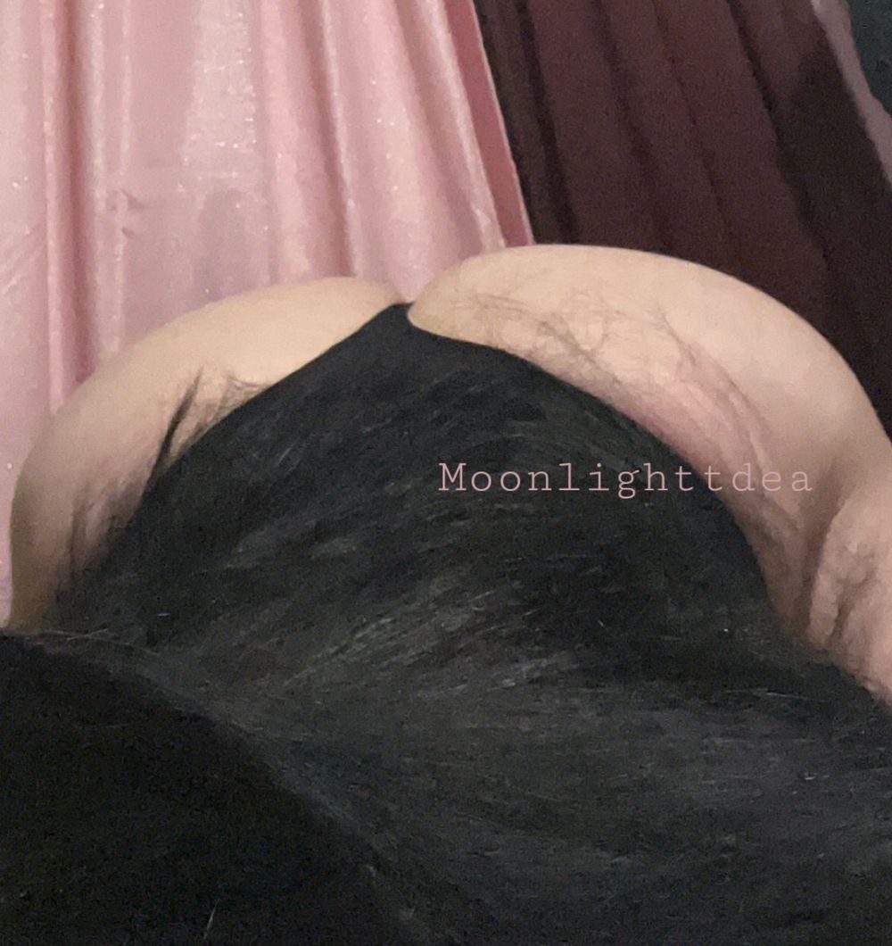 moonlighttdea OnlyFans posting latina