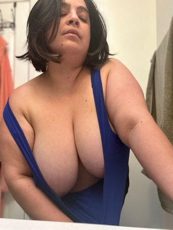 nude mslovelycurves showing bbw selfie