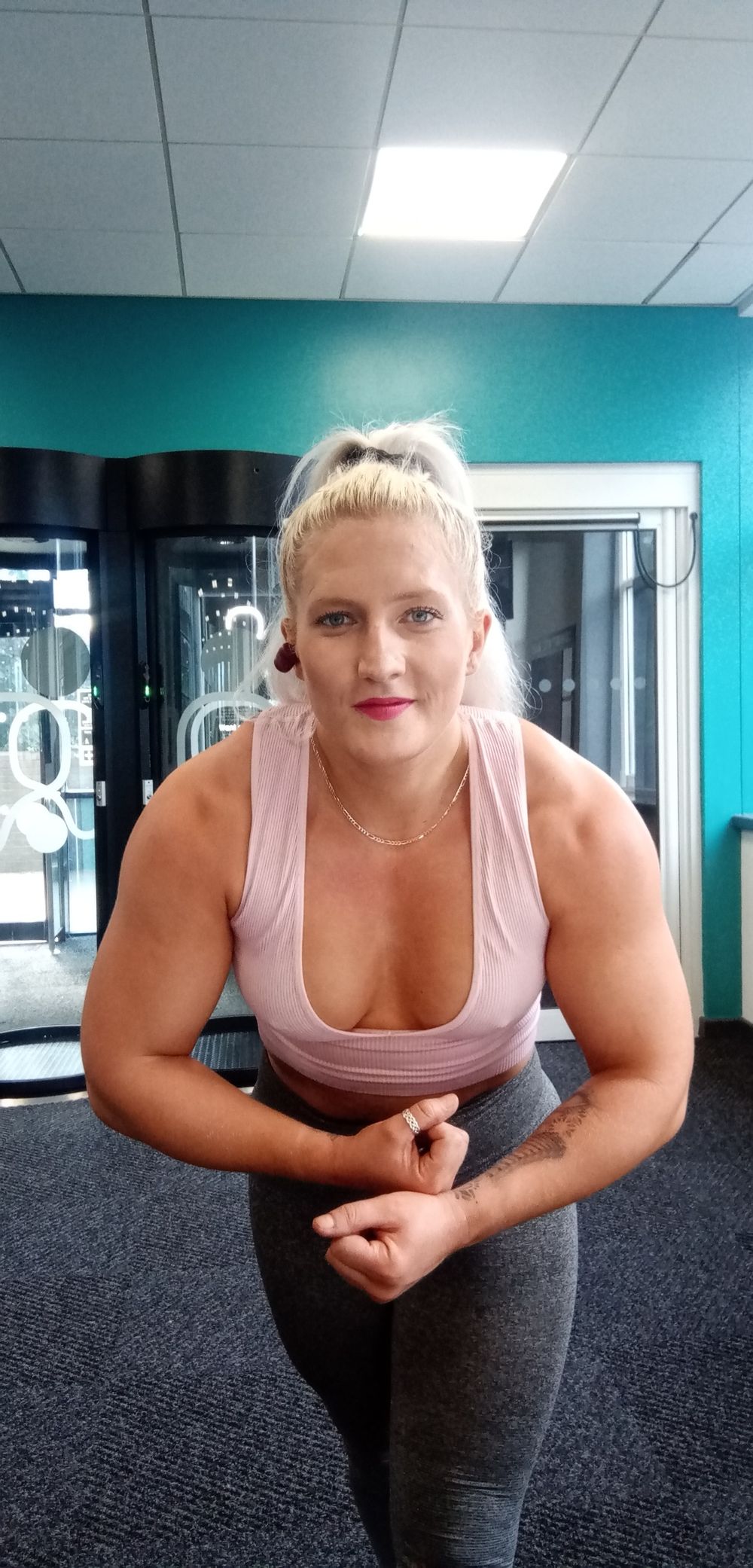 musclebarbie6 OnlyFans showing femdom