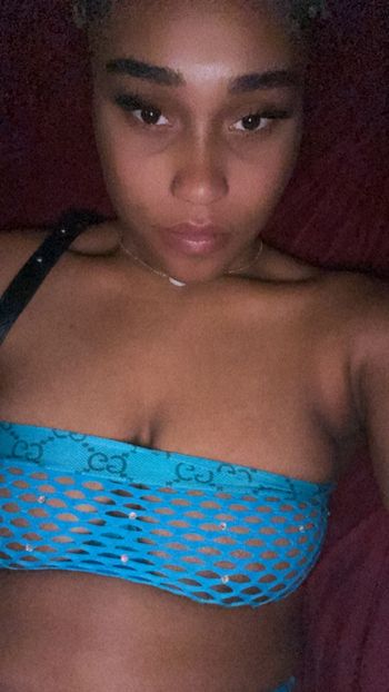 nude mysterymommiee006 showing ebony selfie