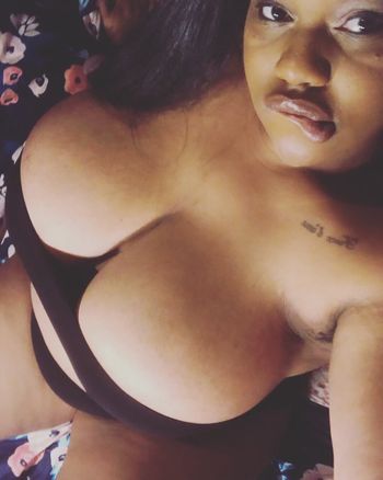 nude mystiquethegoddess69 posting bbw