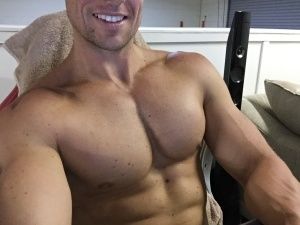 nude nakedfitguyxxx posting submissive