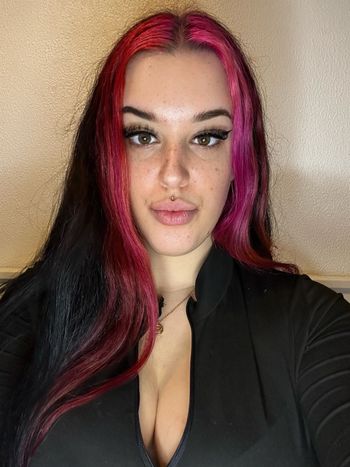 nude nastymiaxofree leaking streamer selfie