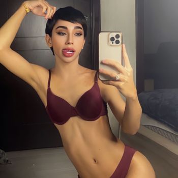 nude natasha_shemale posting latina