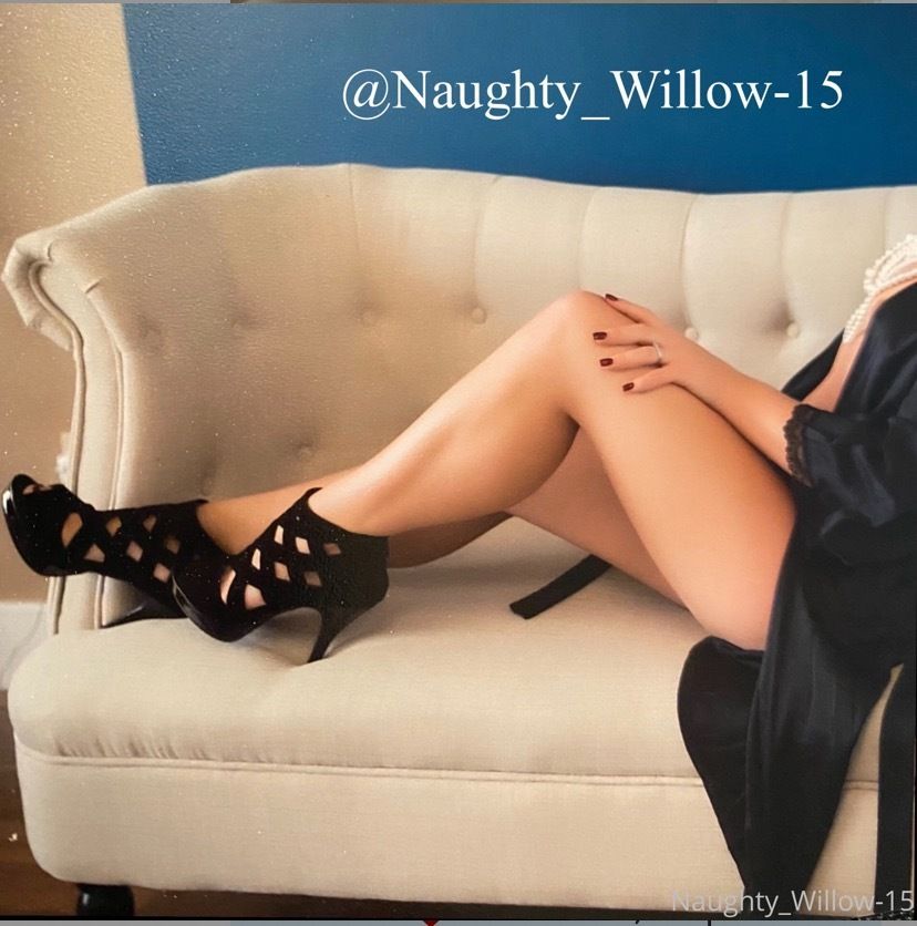 naughtywillow15 OnlyFans showing latina