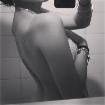 nude nenabien23 doing united states