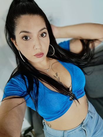 nude nenalatiina showing latina selfie