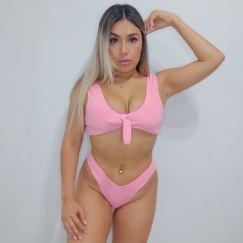 nude nickynicole_hot showing custom content