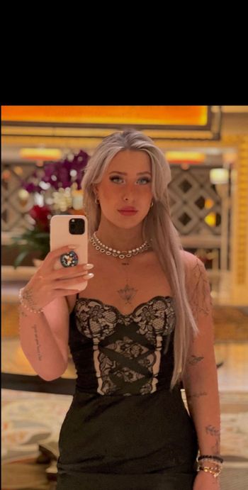 nude nicoleafterdark showing custom content selfie