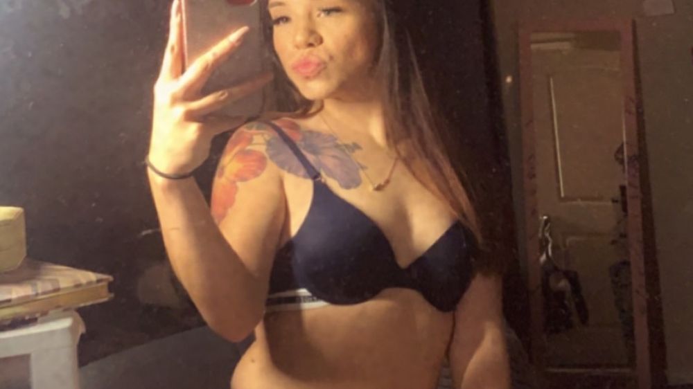 nidiaxo OnlyFans posting streamer