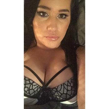 nikibaby13 OnlyFans hispanic selfie