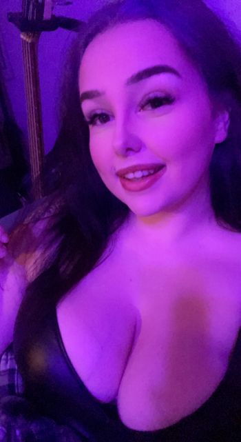 nude nikki780 doing streamer