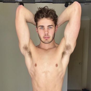 nude oliverxfitfree recording male