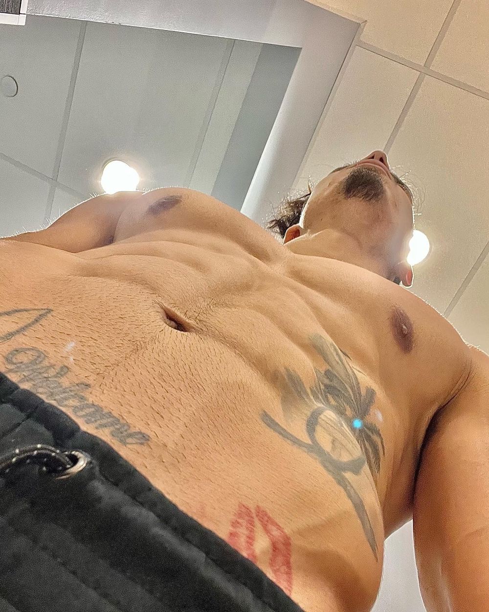 omarmorales405 OnlyFans showing 18 or 19