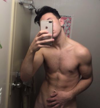 orionhunter11 OnlyFans 18 or 19 selfie