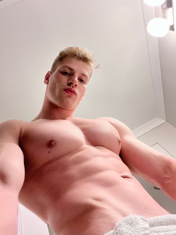 nude patdaddy69 leaking fit selfie