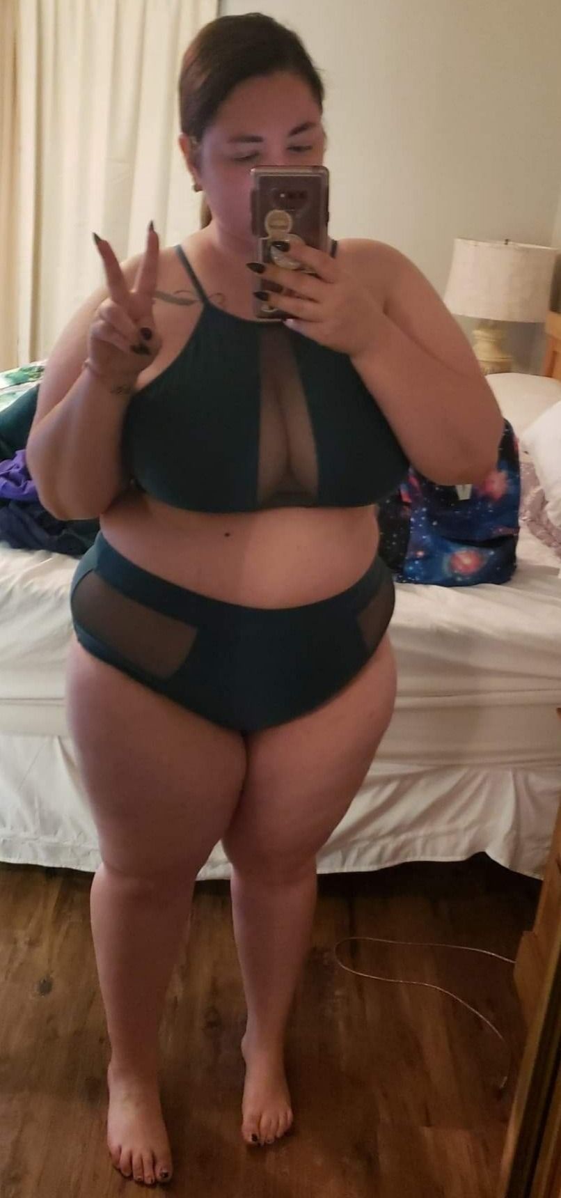 peonybbw OnlyFans posting student