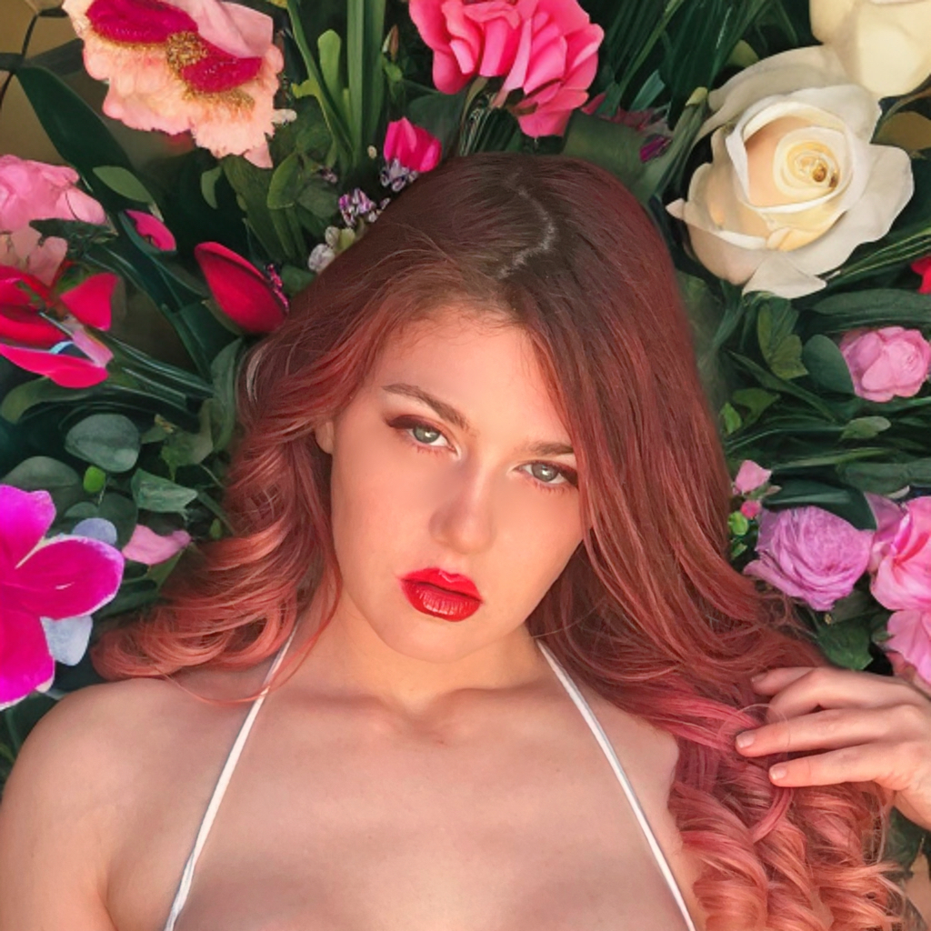 pepperspray OnlyFans petite