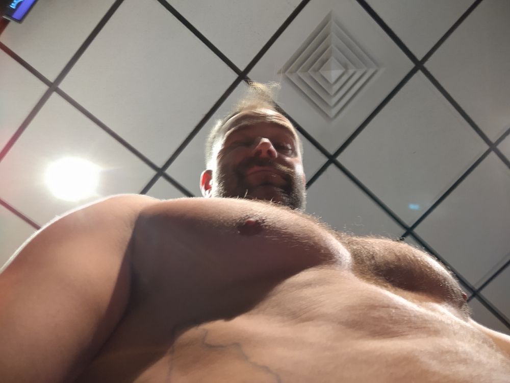 ponyboy603 OnlyFans recording messaging