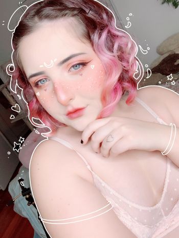 nude preciovsprincesss doing custom content