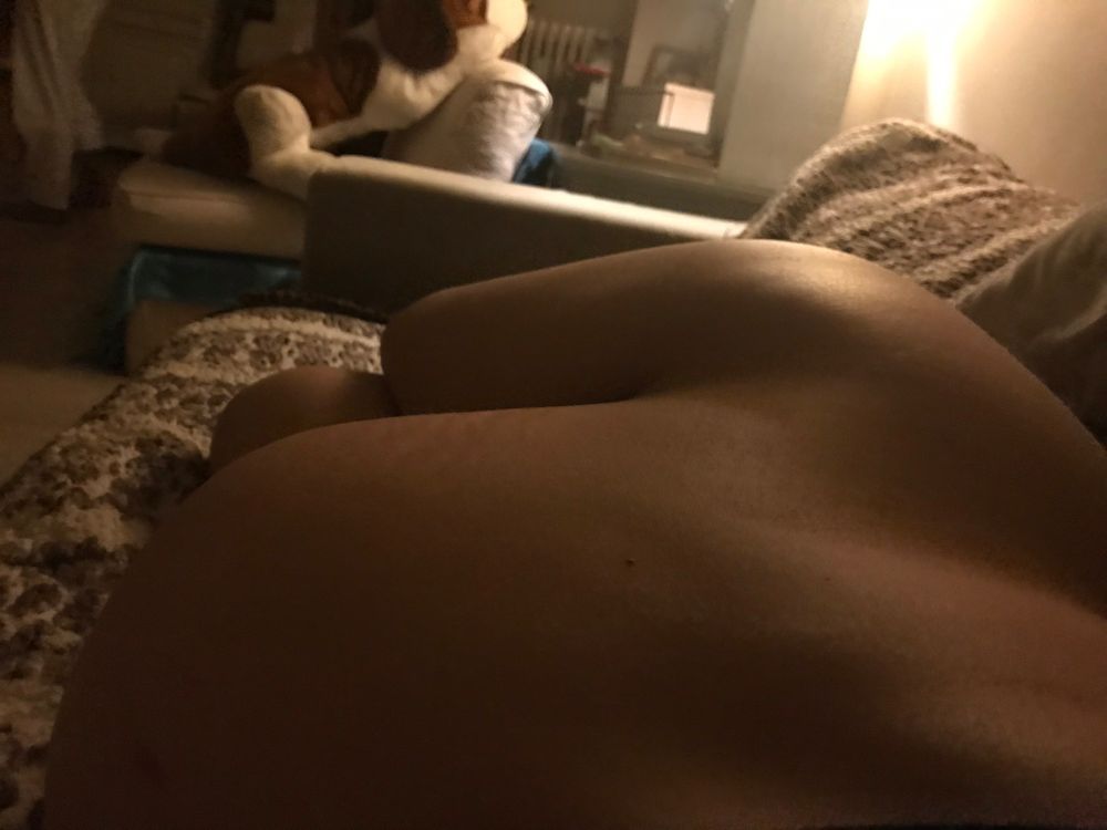 pregnantgoldgoddess OnlyFans doing italy