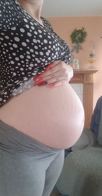 nude pregnantprincess2022 showing pregnant