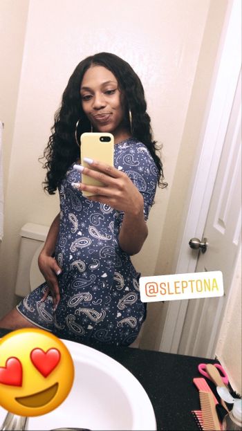 nude prettybrown92 doing ebony selfie