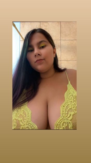 nude princessmichie021 leaking latina selfie