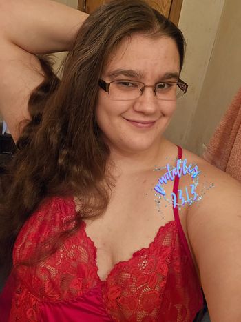 puddles9313 OnlyFans messaging selfie