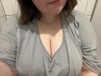 nude rainfox95 posting bbw