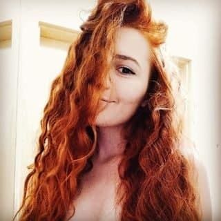 nude redhead_passion doing white selfie